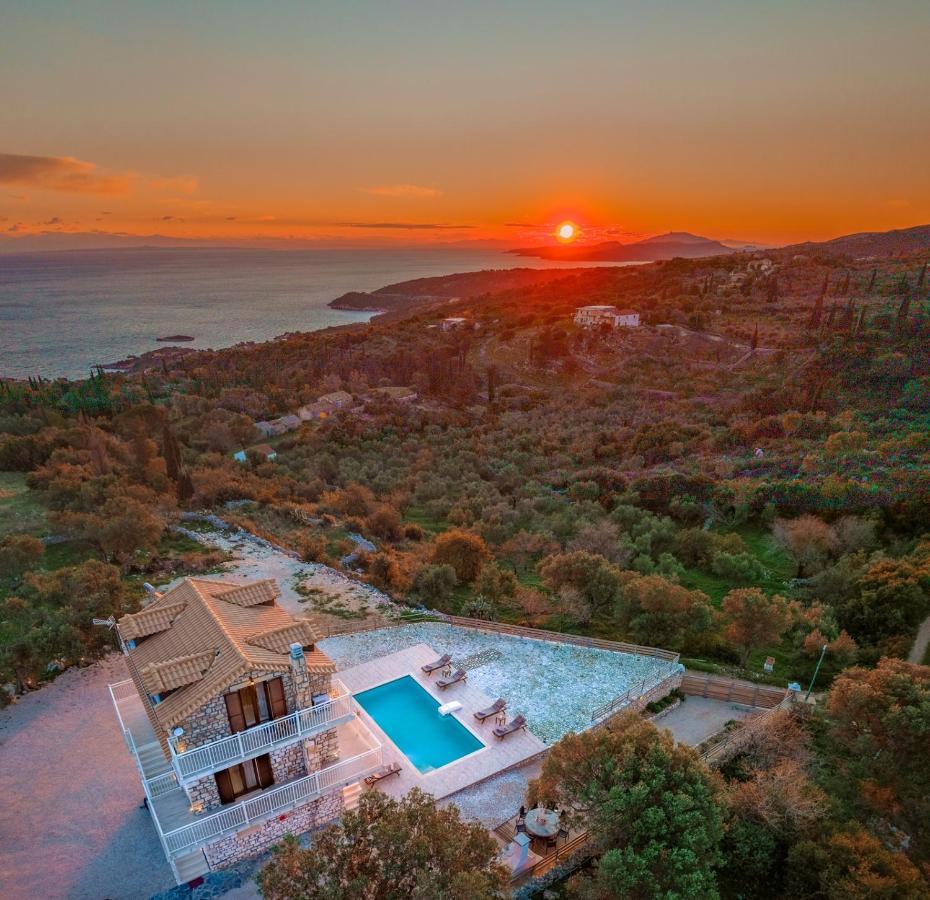 Villa Foteini Skinaria Luaran gambar