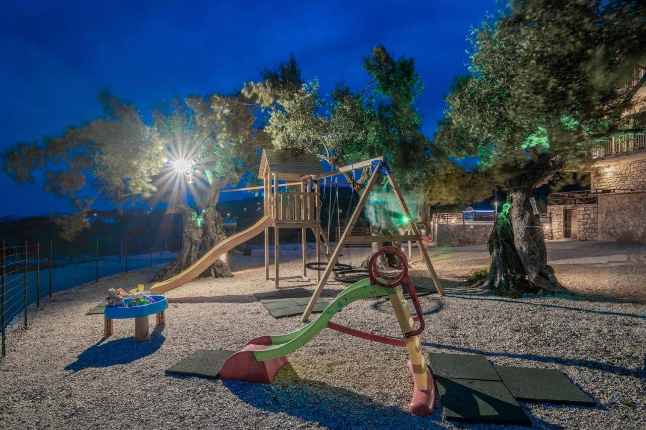 Villa Foteini Skinaria Luaran gambar